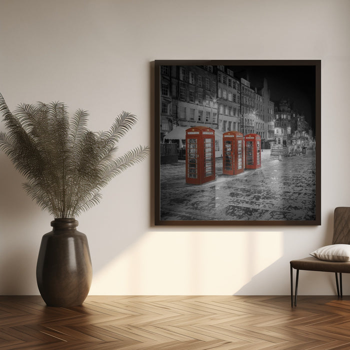 Evening impression of the Royal Mile in Edinburgh - Colorkey Square Canvas Art Print